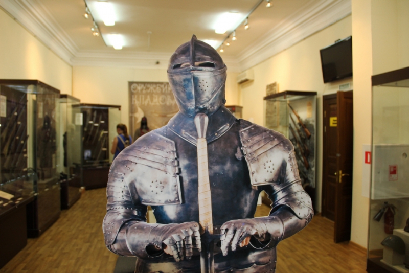 Выставка оружия из частных коллекций в Саратове