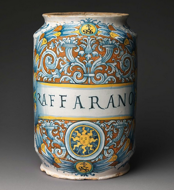 Исламское керамическое мастерство передало секрет люстрового фарфора в Испанию и вдохновило итальянскую майолику